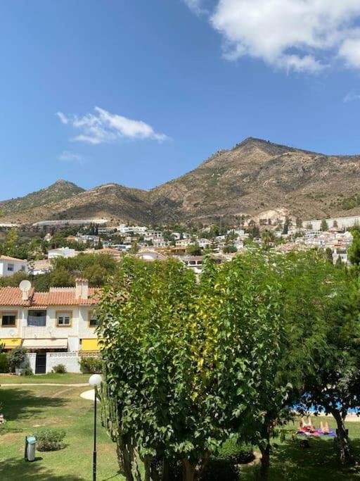 Chalet Adosado Corta Temporada 2 Dormitorios Benalmadena Ngoại thất bức ảnh