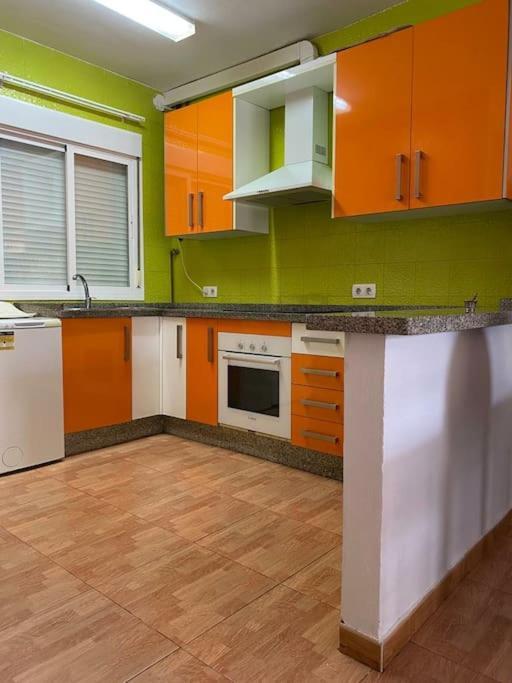 Chalet Adosado Corta Temporada 2 Dormitorios Benalmadena Ngoại thất bức ảnh