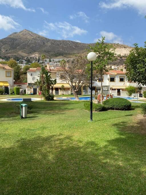 Chalet Adosado Corta Temporada 2 Dormitorios Benalmadena Ngoại thất bức ảnh